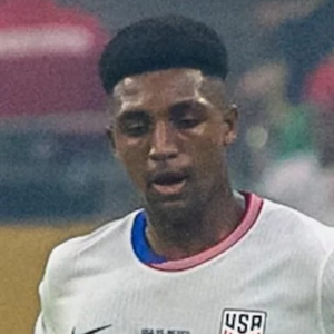 亚历克斯弗里曼