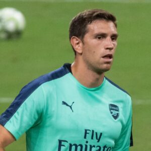 埃米利亚诺·马丁内斯（EmilianoMartínez）