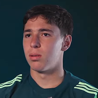 马特奥·查韦斯 - 墨西哥后卫